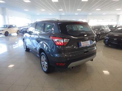Ford Kuga 2.0 TDCI 150 CV S&S 4WD Powershift Business Euro 6c Grigio usata MANDATORICCIO