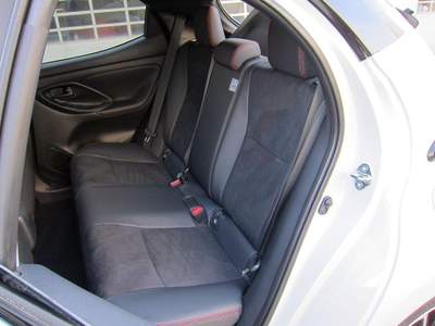 Toyota Yaris 1.5 HYBRID 130cv LOUNGE/GR SPORT/PREMIERE MY 2024 usata Olgiate Molgora
