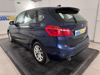 BMW Serie 2 220d d Active Tourer Business Blu/Azzurro usata Pescara