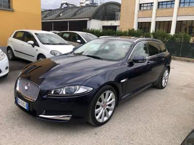 Jaguar XF Sportbrake 2.2 D 200 CV Premium Luxury Blu/Azzurro usata San Lazzaro di Savena