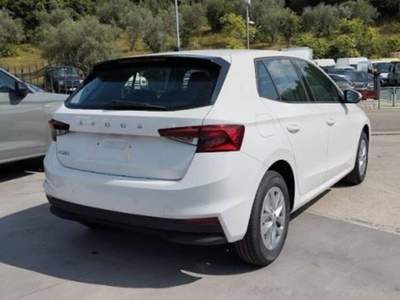 Skoda Fabia 1.0 mpi evo Ambition 65cv Bianco usata Gioia Sannitica