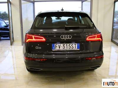 Audi Q5  40 2.0 tdi Business quattro 190cv s-tronic Nero usata Aci Catena