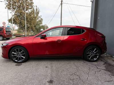 Mazda 3 Mazda3 2.0L e-Skyactiv-G M Hybrid Executive Rosso usata Silea