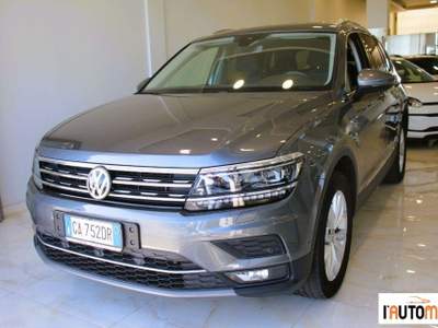 Volkswagen Tiguan Tiguan - 2.0 TDI DSG 150 cv 7 Posti Grigio usata Aci Catena