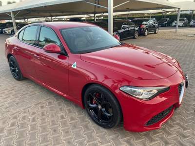 Alfa Romeo Giulia 2.2 Turbodiesel 210 CV AT8 AWD Q4 Veloce Rosso usata Giarre