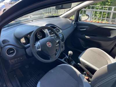 Fiat Punto 1.3 MJT II 75 CV 5 porte Lounge Blu/Azzurro usata Capriolo