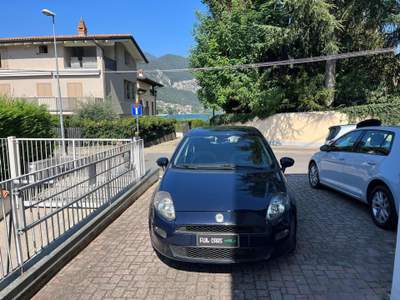 Fiat Punto 1.3 MJT II 75 CV 5 porte Lounge Blu/Azzurro usata Capriolo