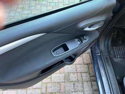Fiat Punto 1.3 MJT II 75 CV 5 porte Lounge Blu/Azzurro usata Capriolo