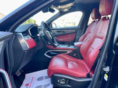 Jaguar F-Pace 2.0d D200 AWD R-Dynamic SE Nero usata Castellaneta