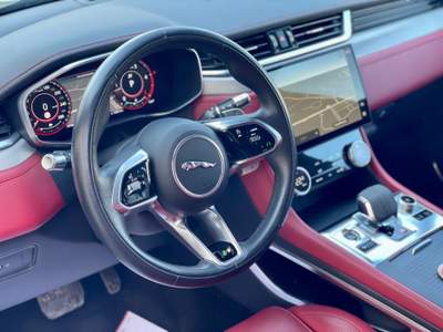 Jaguar F-Pace 2.0d D200 AWD R-Dynamic SE Nero usata Castellaneta