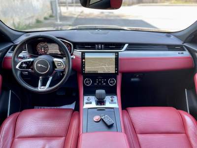 Jaguar F-Pace 2.0d D200 AWD R-Dynamic SE Nero usata Castellaneta
