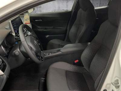 Toyota C-HR 1.8 Hybrid E-CVT Business Bianco usata Castelnuovo Rangone