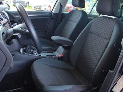 Volkswagen Golf 1.6 TDI 115 CV 5p. Limited Nero usata Castelnuovo Rangone