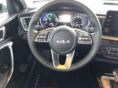 Kia XCeed 1.6 GDi 141 CV PHEV DCT Vision Bianco usata Castelnuovo Rangone