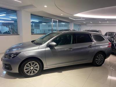 Peugeot 308 BlueHDi 130 S&S SW Allure Pack Grigio usata Sant'Antonio Abate