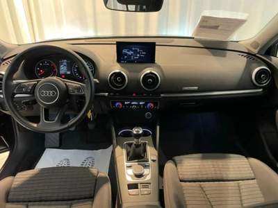 Audi A3 SPB 30 TDI Business Blu/Azzurro usata Nogaredo
