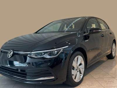 Volkswagen Golf 1.5 eTSI 130 CV ACT  Style Led Assist Keyless Nero usata Nogaredo