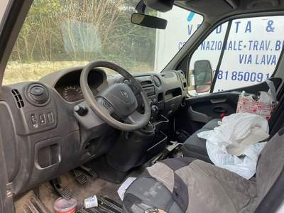 Renault Master Renault Master 2.3Dci (problemi alla testata) Cassone Rosso usata Pompei