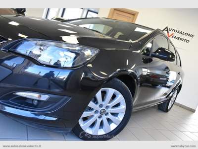 Opel Astra Astra 1.7 CDTI 110CV ST Professinal N1 Nero usata San Michele Salentino