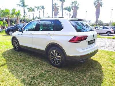 Volkswagen Tiguan TIGUAN 2.0 TDI 122CV LIFE Bianco usata GRAVINA DI CATANIA