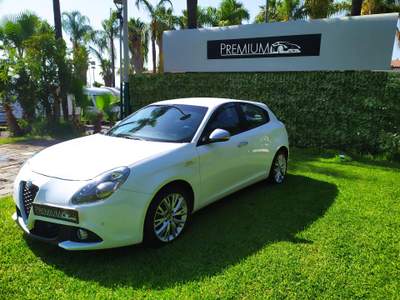 Alfa Romeo Giulietta BUSINESS Bianco usata GRAVINA DI CATANIA