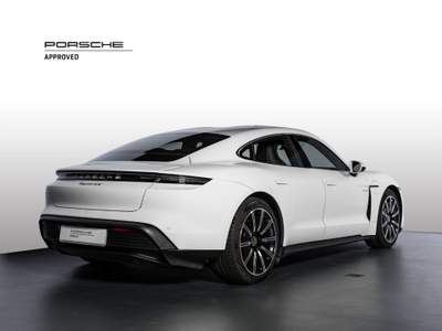 Porsche Taycan 4S Performance Bianco usata Milano