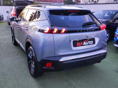 Peugeot 2008 1.2 100cv Allure usata BAGNOLI IRPINO