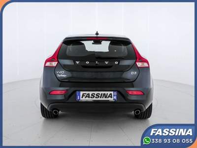 Volvo V40 D3 Geartronic Momentum Nero usata Milano