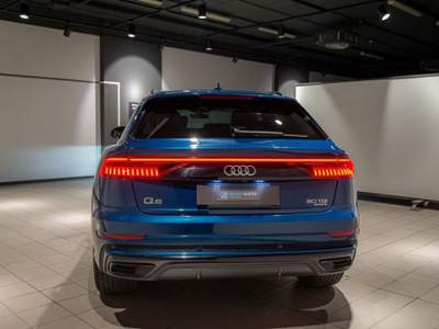 Audi Q8 50 TDI 286 CV quattro tiptronic Sport Blu/Azzurro usata RIMINI