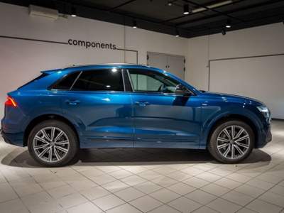 Audi Q8 50 TDI 286 CV quattro tiptronic Sport Blu/Azzurro usata RIMINI