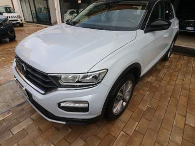 Volkswagen T-Roc 1.5 TSI ACT DSG Advanced BlueMotion Technology Blu/Azzurro usata Marsala