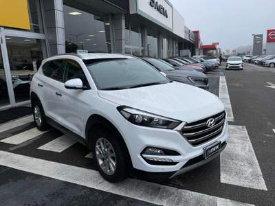Hyundai Tucson 1.7 CRDi DCT XPossible Nero usata San Martino Siccomario