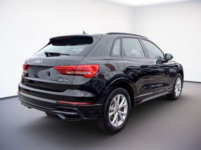 Audi Q3 Unico proprietario Nero usata REGGIO CALABRIA