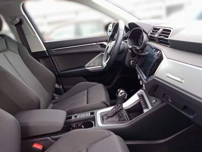 Audi Q3 Unico proprietario Nero usata REGGIO CALABRIA