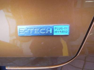 Renault Captur Plug-in Hybrid E-Tech 160 CV Intens Arancione usata San Martino Siccomario