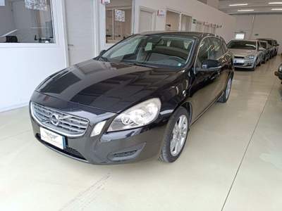Volvo V60 D2 Powershift Nero usata Alghero