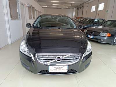 Volvo V60 D2 Powershift Nero usata Alghero