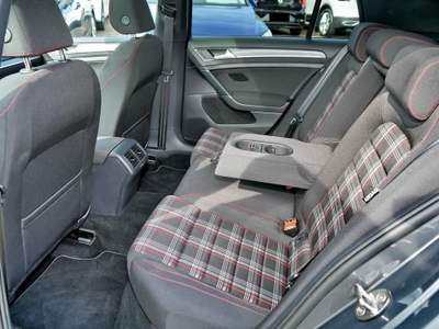 Volkswagen Golf Performance 2.0 245 CV TSI DSG 5p. BMT Grigio usata Castelnuovo Rangone