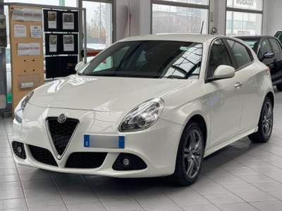 Alfa Romeo Giulietta 1.4 Turbo 120 CV GPL Distinctive Bianco usata Torino