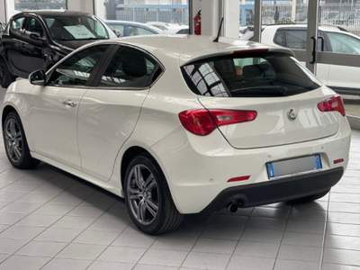 Alfa Romeo Giulietta 1.4 Turbo 120 CV GPL Distinctive Bianco usata Torino