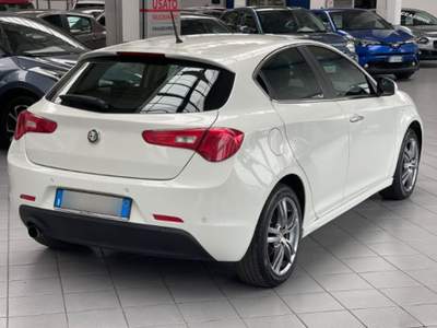 Alfa Romeo Giulietta 1.4 Turbo 120 CV GPL Distinctive Bianco usata Torino