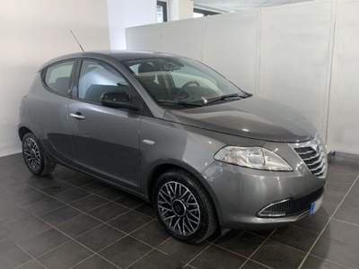 Lancia Ypsilon 1.3 MJT 16V 95 CV 5 porte S&amp;S Silver Grigio usata Torino
