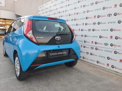 Toyota Aygo 1.0 VVT-i 72 CV 5 porte x-cool Blu/Azzurro usata Cagliari