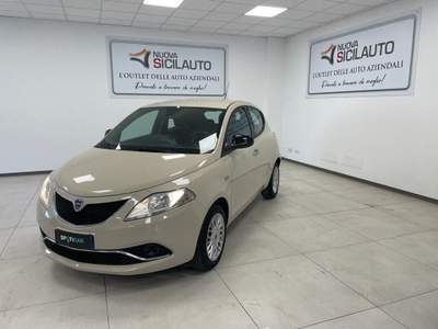 Lancia Ypsilon 1.3 MJT 16V 95 CV 5 porte S&S Gold Bianco usata Palermo