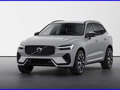 Volvo XC60 B5 AWD automatico Plus Dark Grigio usata Milano