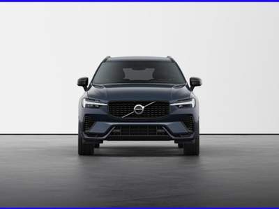 Volvo XC60 B5 AWD automatico Plus Dark Blu/Azzurro usata Milano