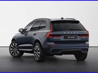 Volvo XC60 B5 AWD automatico Plus Dark Blu/Azzurro usata Milano