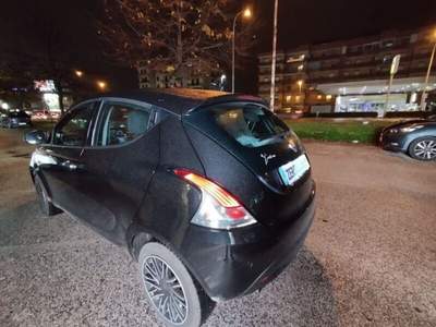 Lancia Ypsilon Ypsilon 1.2 69 CV 5 porte GPL Gold Nero usata San Nicola la Strada