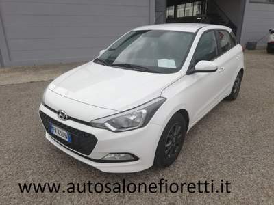 Hyundai i20 Blackline Bianco usata Montefiascone