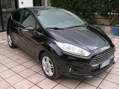 Ford Fiesta 1.5 TDCi 75CV 5 porte Titanium Nero usata Montemesola